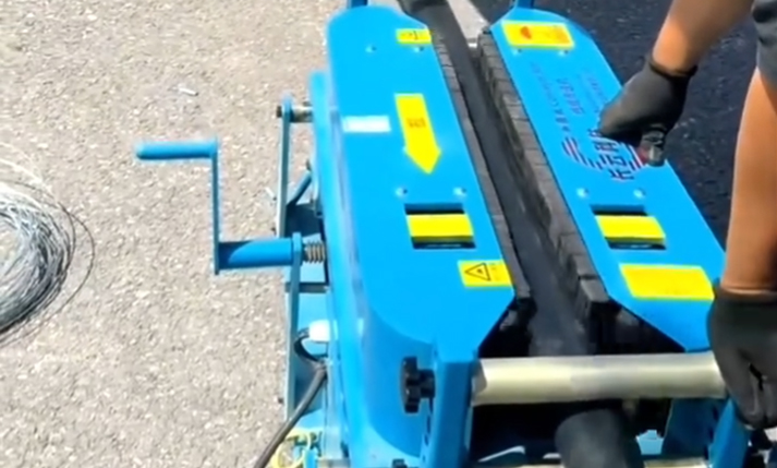 电缆输送机厂房低压电缆敷设